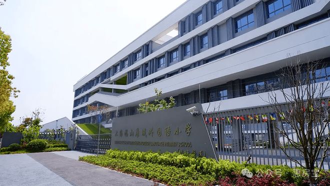 楼处发布：云端豪宅定义顶豪新标杆pg电子首页热搜上海保利·天奕售(图14)